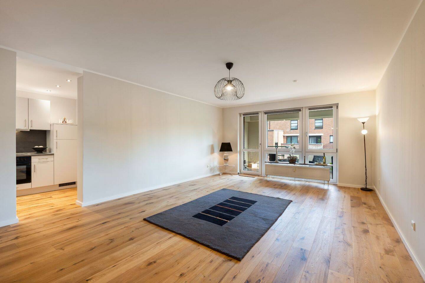 Erstbezug nach Sanierung mit Südbalkon im Düsseldorfer Zooviertel, 40237 Düsseldorf (Düsseltal Flingern Nord Mörsenbroich)