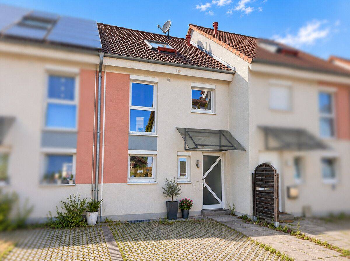 Gepflegtes Reihenhaus in schöner Lage von Breisach, 79206 Breisach am Rhein