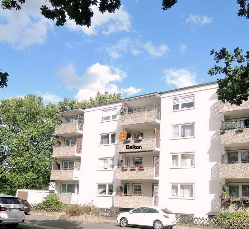 Gut geschnittene Etagenwohnung mit Balkon in stadtnahe Wohnlage, 37154 Northeim
