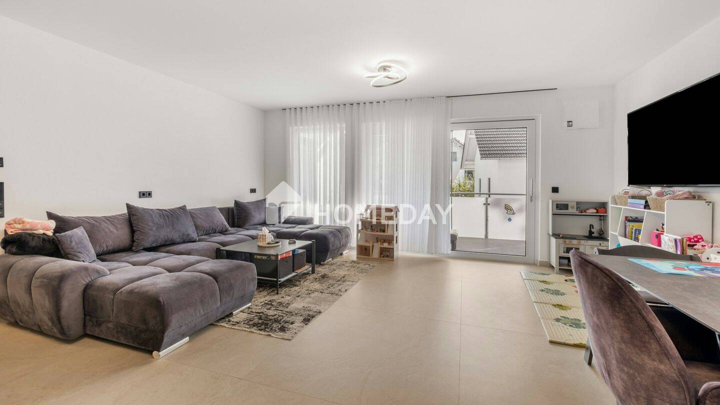Neubauflair trifft Design: Moderne Wohnung mit Loggia und (opt.) Tiefgaragenstellplatz, 87600 Kaufbeuren