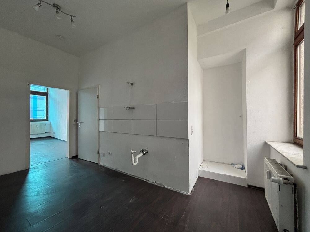 Zentrale Lage im Altbau: Renovierte 1,5-Zimmer-Wohnung zu vermieten, 45141 Essen (Frillendorf Nordviertel Stoppenberg)
