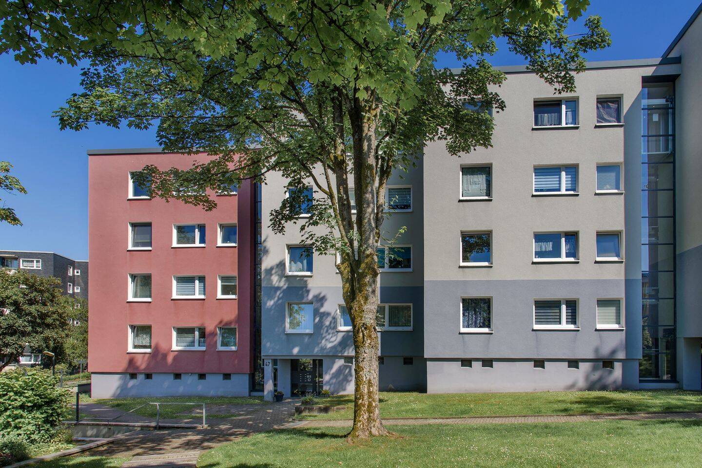 Modernisierte Wohnung in ruhiger Lage am Hasenberg, 42897 Remscheid (Lennep)