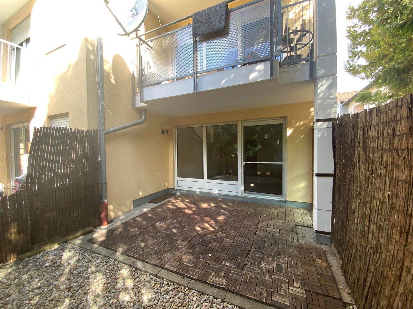 Praktische 2-Zimmer-Erdgeschosswohnung mit TG-Stellplatz, 83527 Haag i. OB (Haag)