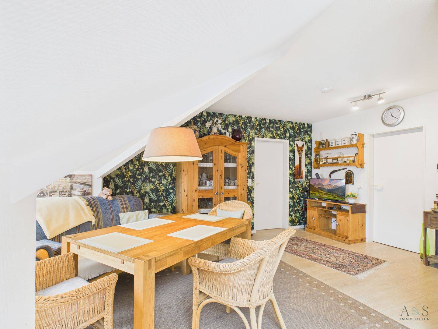 Exklusive Citywohnung am Dreiecksplatz – Balkon, Aufzug & TG-Stellplatz!, 33330 Gütersloh