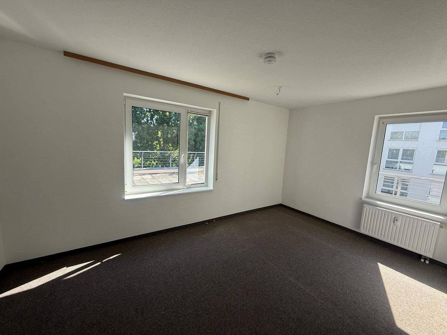 2-Raum-Wohnung mit großer Terrasse – barrierearm –, 9126 Chemnitz (Altchemnitz Bernsdorf Gablenz Lutherviertel Sonnenberg)