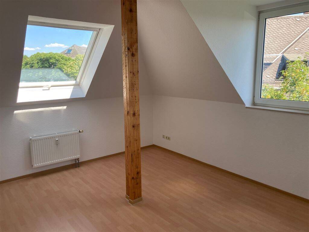 Gemütliche 2-Zimmer mit Laminat, Wannenbad, SP und Balkon in ruhiger Lage!, 9131 Chemnitz (Ebersdorf Hilbersdorf)