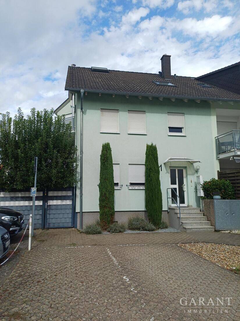 Hockenheim: Moderne 2-Zimmer-Maisonettewohnung in einem gepflegten 3-Familienhaus-sofort bezugsfrei, 68766 Hockenheim