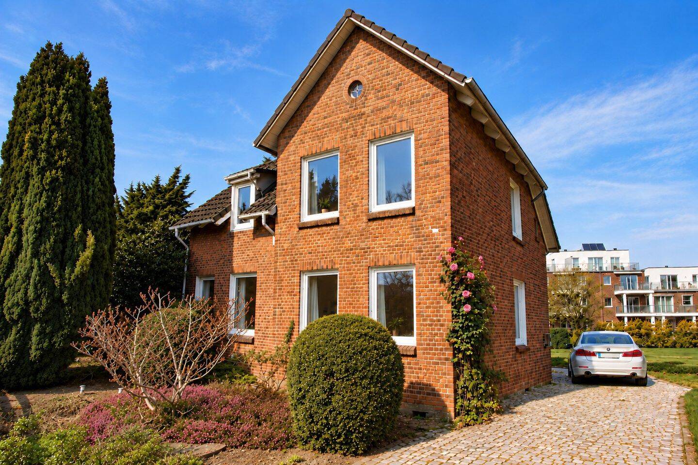 Historische Villa trifft modernes Wohnen in Bestlage von Wentorf.. mit Wärmepumpe !, 21465 Wentorf bei Hamburg