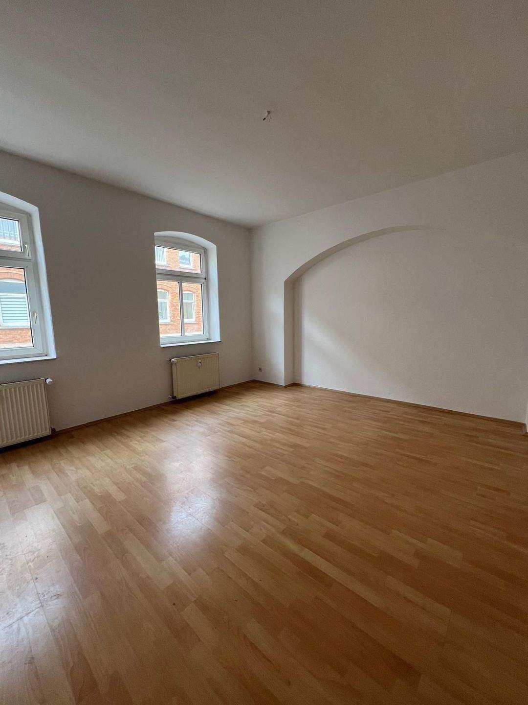 Charmante 2-Zimmer-Wohnung zur Miete in der Mittelstraße, Zeitz, 6712 Zeitz