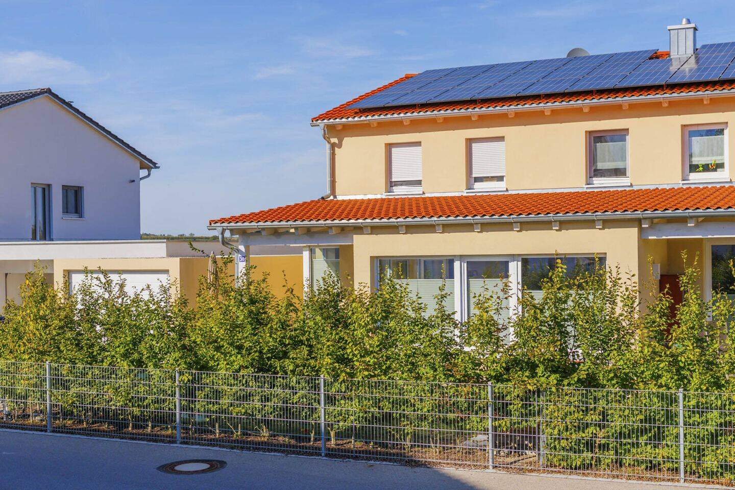 Nähe Vohburg – tolles EFH mit großzügiger Einliegerwohnung in absolut ruhiger Lage von Wackerstein, 85104 Pförring