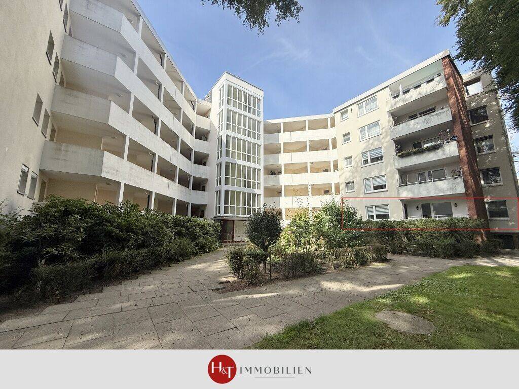 Wohnkomfort auf 4 Zimmern mit Loggia in Huchting, 28259 Bremen (Grolland Kirchhuchting Mittelshuchting Sodenmatt)