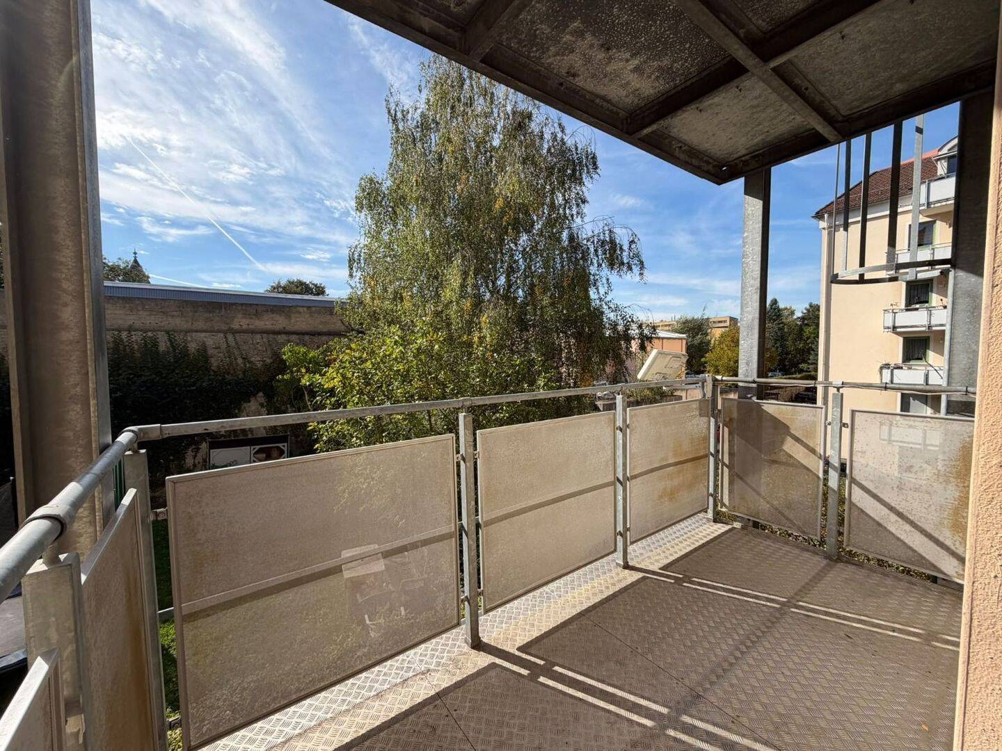 ruhige 2-Raumwohnung mit Balkon im Hinterhaus in der Görlitzer Südstadt!, 2826 Görlitz