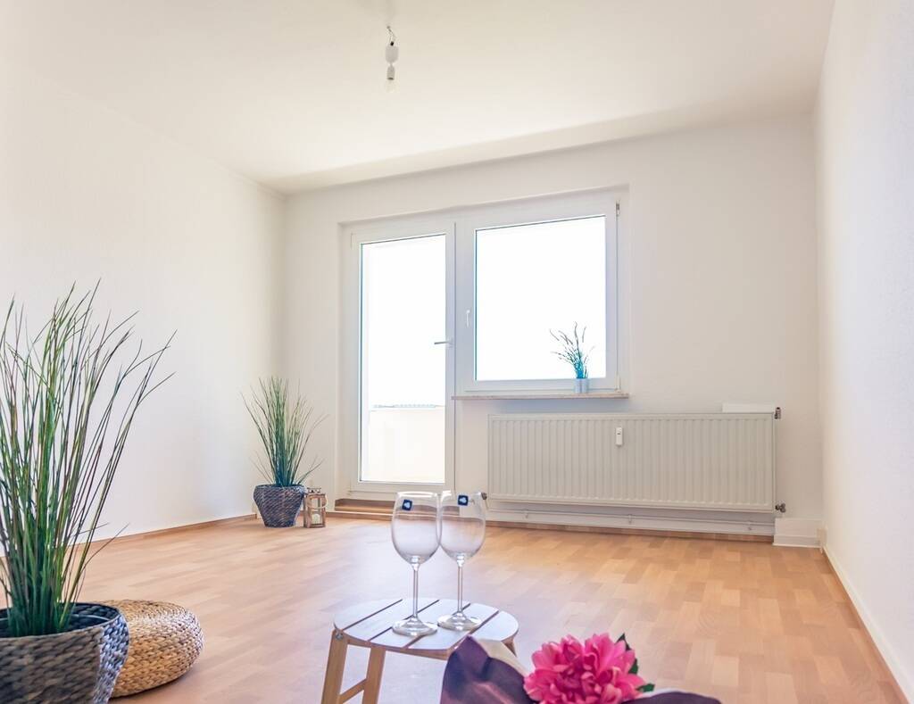 3-Raum-Wohnung in gepflegter Wohnanlage, 9122 Chemnitz (Hutholz Markersdorf Morgenleite Stelzendorf)