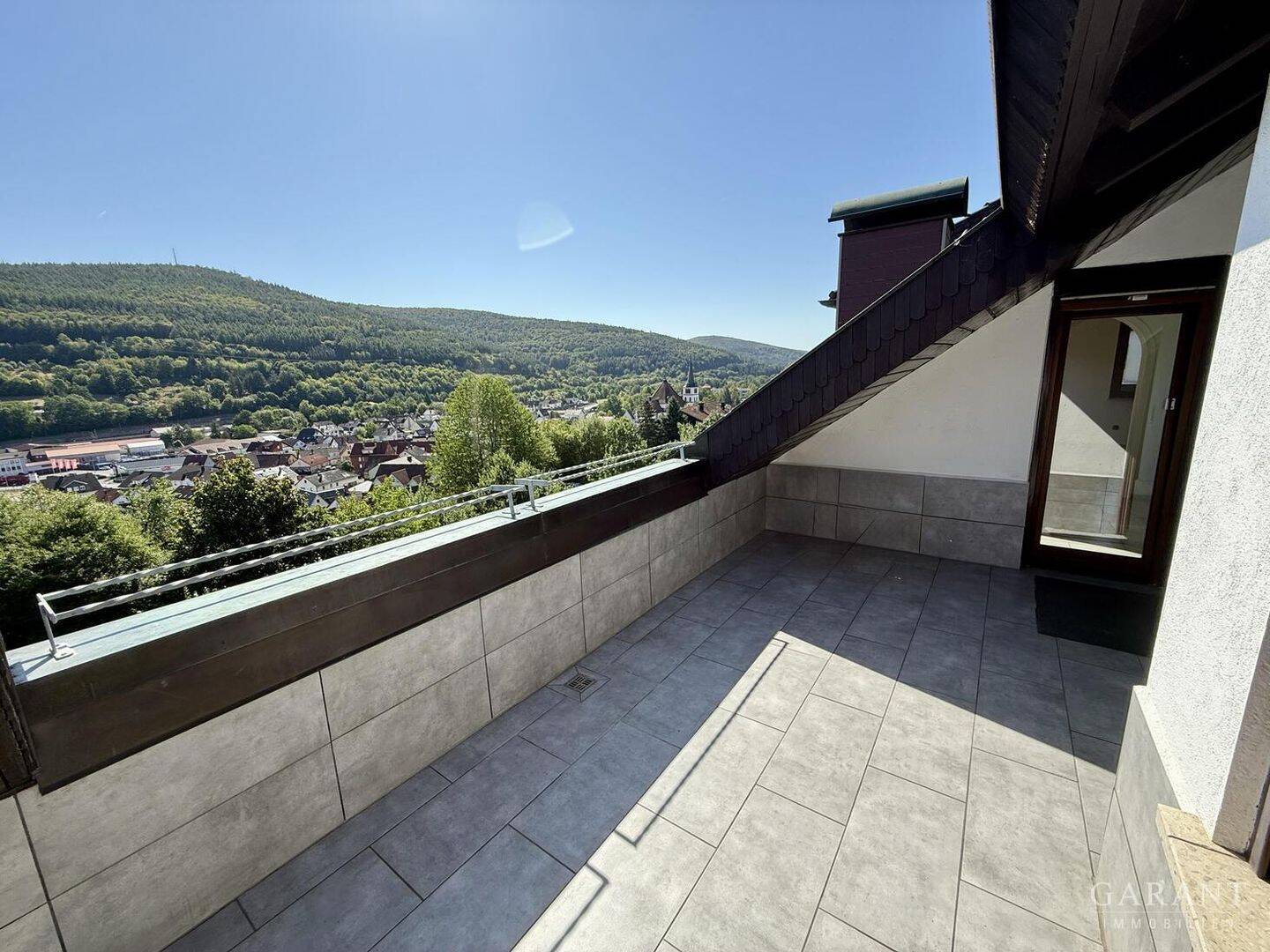 Naturnahe Wohlfühllage: moderne 3-Zimmer-Dachgeschosswohnung zum fairen Preis!, 97775 Burgsinn