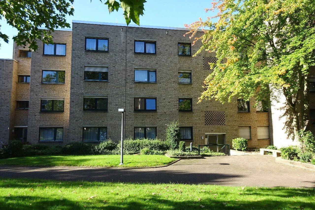 Charmante 3-Zimmer-Wohnung mit Terrasse in Bonn Tannenbusch, 53119 Bonn (Auerberg Nordstadt Tannenbusch Zentrum)