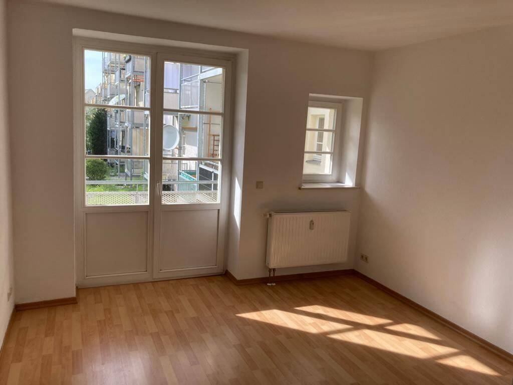 Wannenbad! Günstige 2-Zimmer mit Laminat & Balkon in ruhiger Lage!, 9126 Chemnitz (Altchemnitz Bernsdorf Gablenz Lutherviertel Sonnenberg)