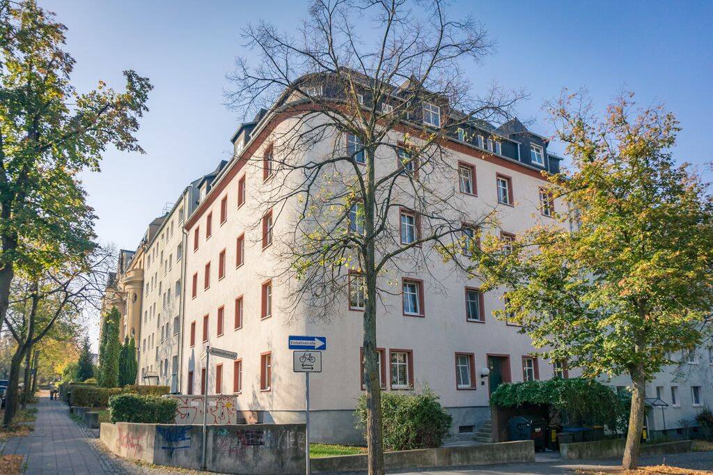 Frisch sanierte Altbauwohnung mit Tageslichtbad, 9130 Chemnitz (Hilbersdorf Sonnenberg Yorckgebiet Zentrum)