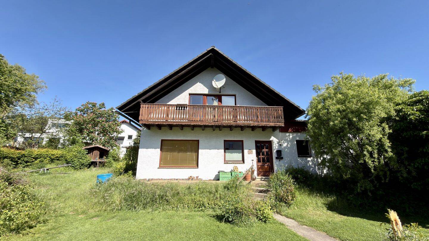 Viel Platz für Wohnen, Hobby und Familie – Wohnhaus mit Garten und zusätzlicher Nutzfläche, 34323 Malsfeld