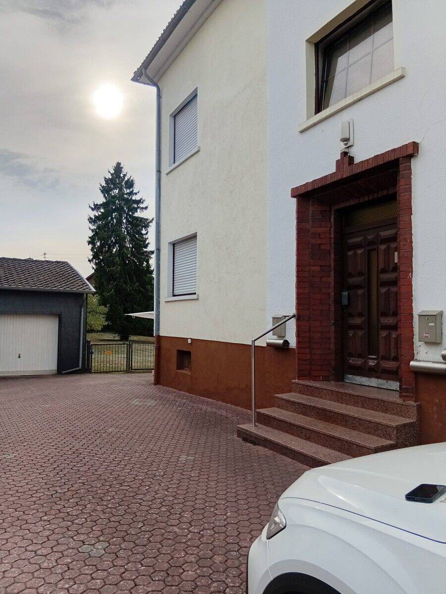 +++ 3ZKB in Gersweiler Dachgeschoss +++, 66128 Saarbrücken