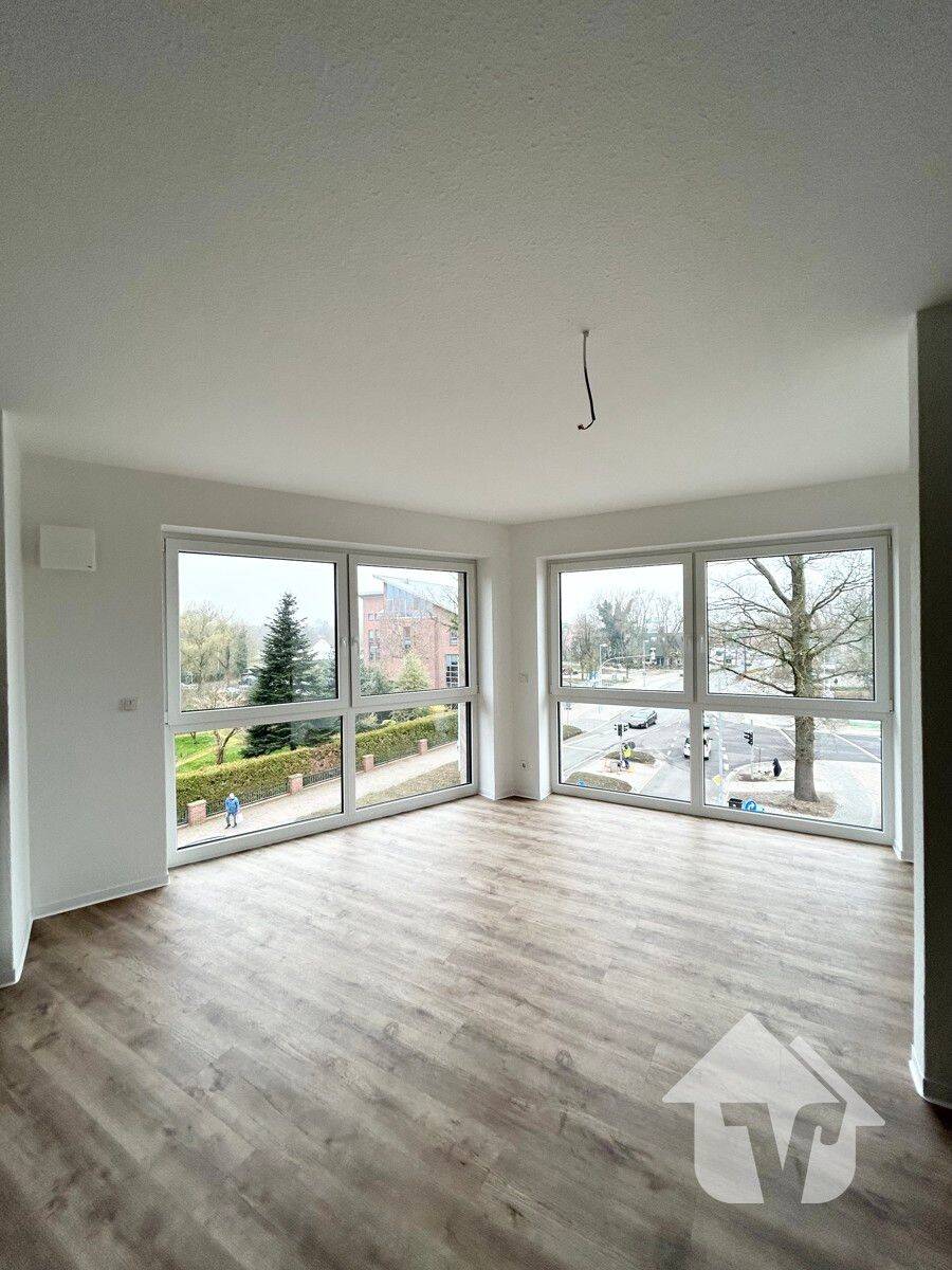 2-Zimmer-Wohnung im 2. Geschoss mit Blick über die Dächer von Papenburg, 26871 Papenburg