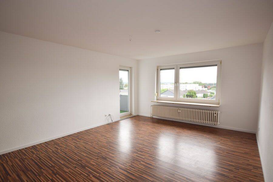 Renovierte Etagenwohnung mit Balkon in Wolfenbüttel – ideal für Paare!, 38300 Wolfenbüttel