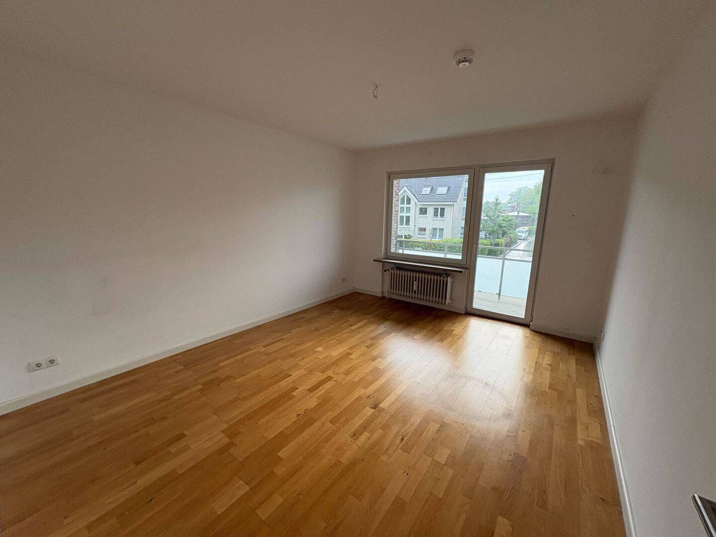 Einziehen und Wohlfühlen: Charmante 2-Zimmer-Wohnung mit BALKON & EBK, 22850 Norderstedt