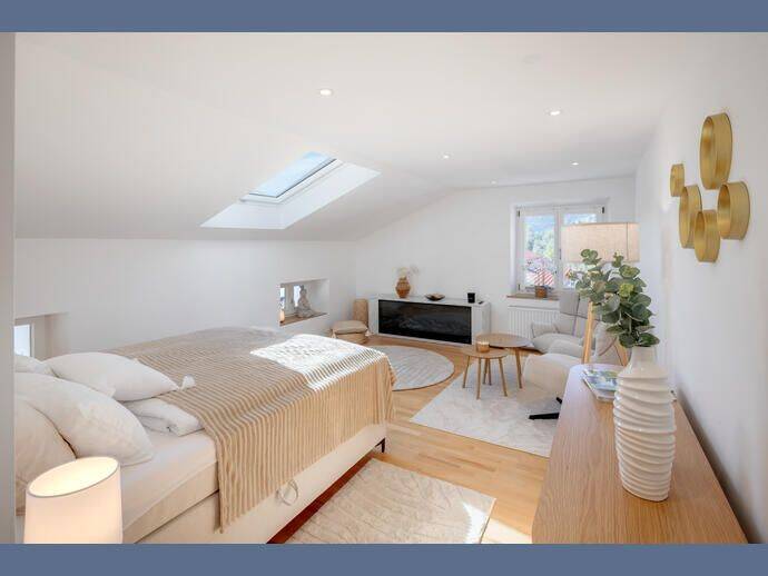 Möbliert: Dachgeschosswohnung in Gmund: lichtdurchflutet und modern, 83703 Gmund a. Tegernsee