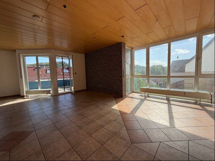 Ihr neues Zuhause? Charmante 4 Zimmer Maisonette Wohnung im Herzen von Oppelsbohm!, 73663 Berglen