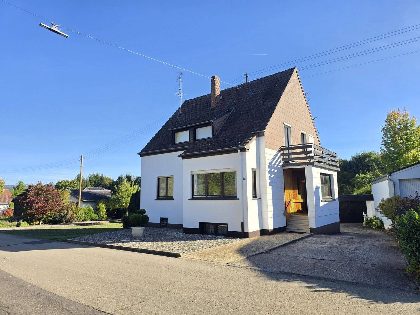 Sonnige Auszeiten inklusive – Ihr Zuhause mit zwei Terrassen und Garten, 54329 Konz
