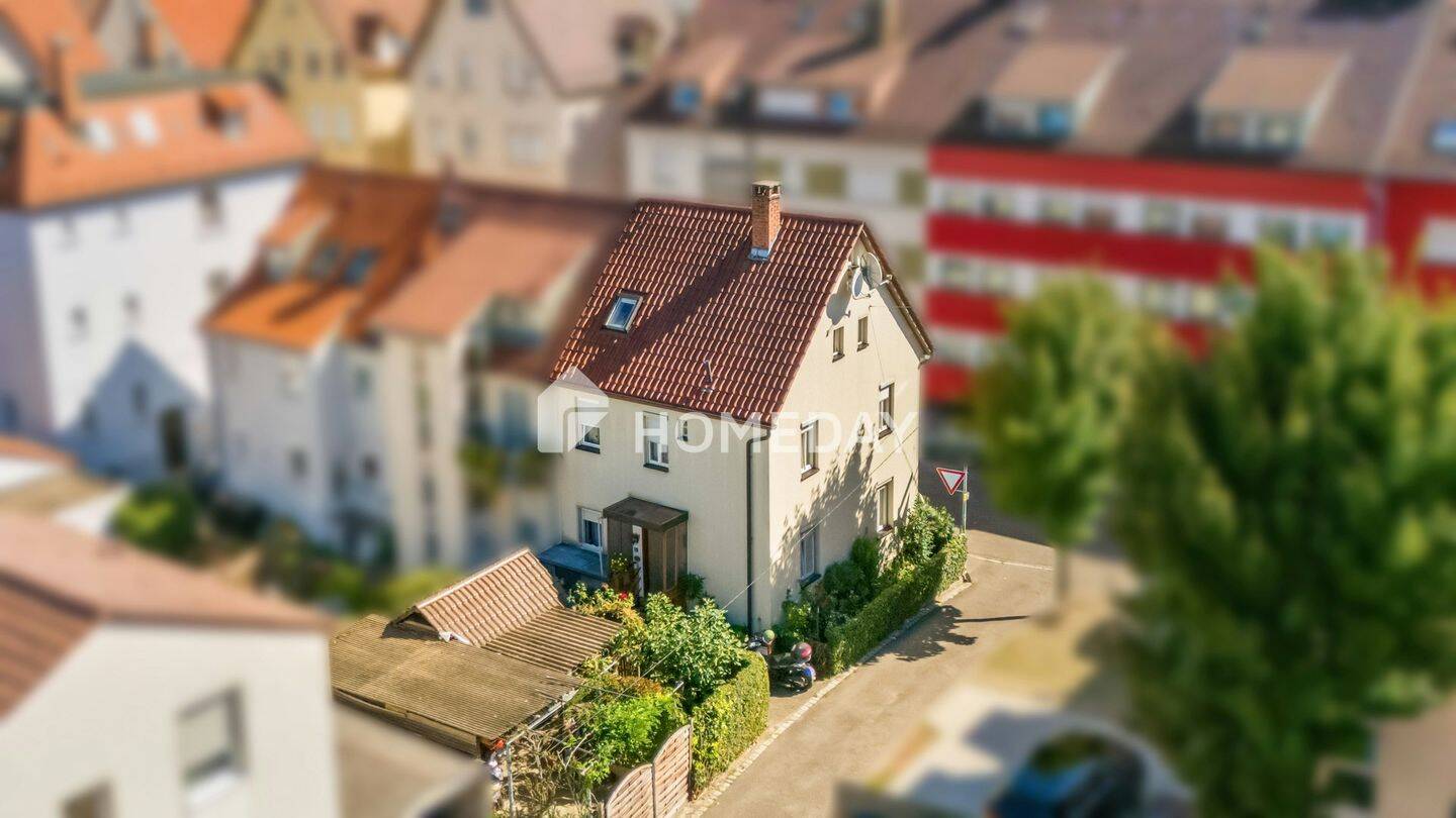 Stadthaus mit Garten & Potenzial – ca. 120 m² auf drei Ebenen in Stuttgart-Wangen, 70327 Stuttgart