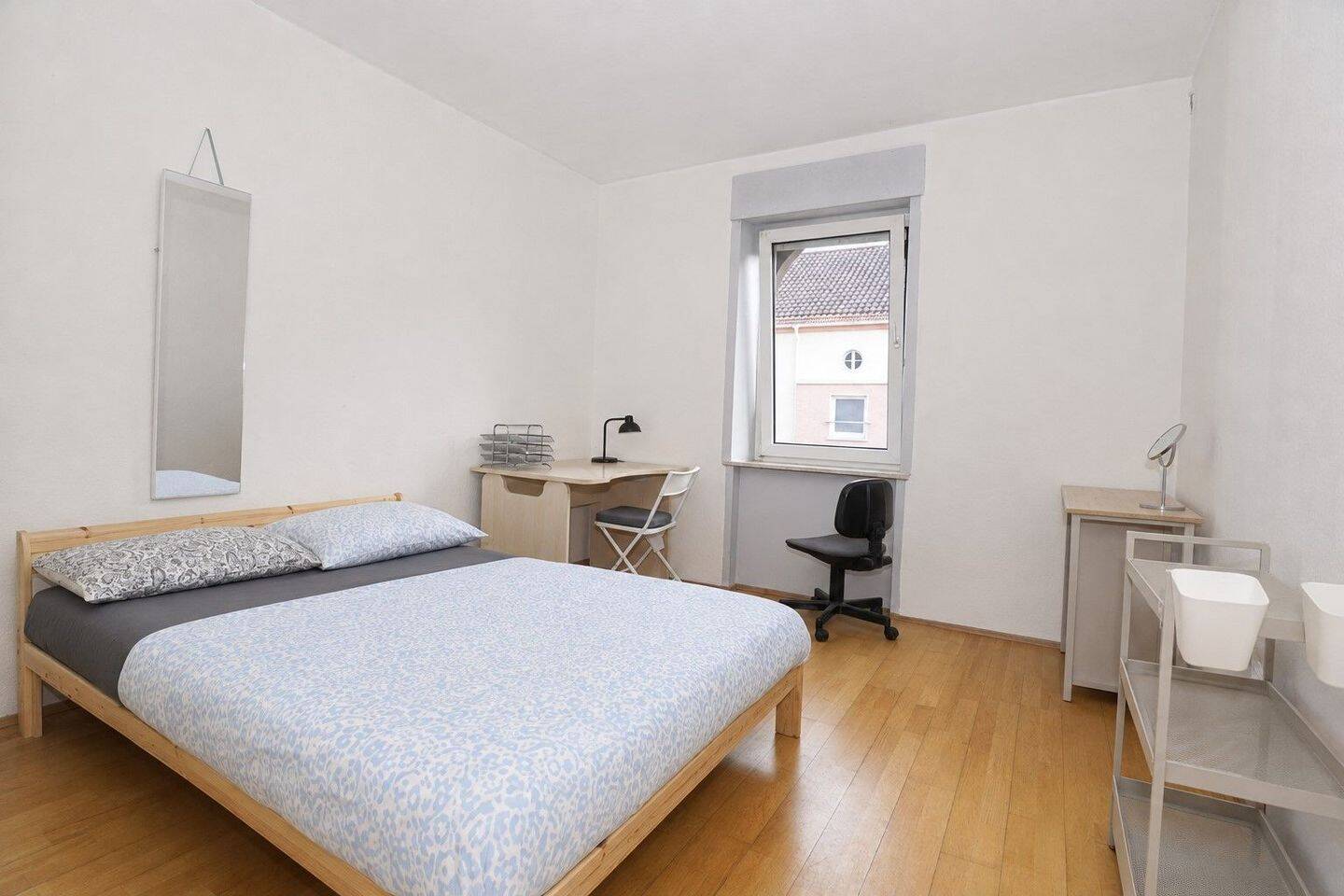 Zentral wohnen: 2 Zimmer, Essküche und Gartennutzung, 67655 Kaiserslautern (Innenstadt)