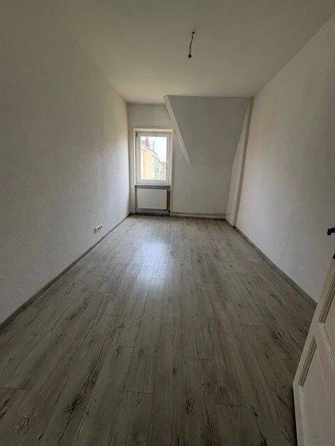 Schöne 3-Zimmer-Wohnung nähe Galluswarte, 60326 Frankfurt am Main (Gallus Griesheim)