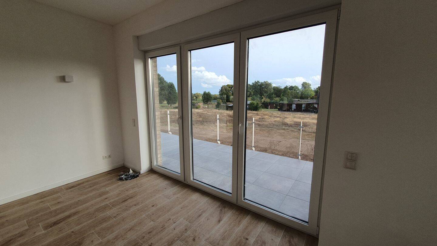 3-Zimmer Wohnung mit großer Dachterrasse und Gartennutzung, 21483 Lanze