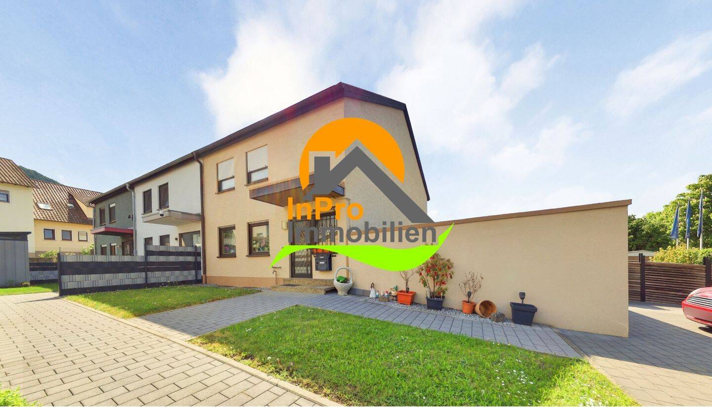 +++ Reiheneckhaus in Dettingen, 72581 Dettingen an der Erms