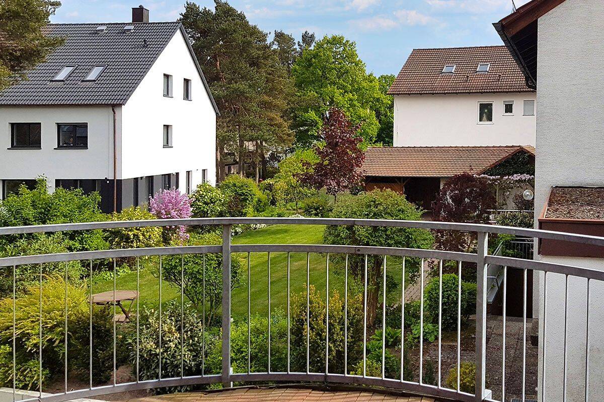 Schöne 2-Zi.-Wohnung mit Südbalkon, 91058 Erlangen (Bruck Eltersdorf Erlangen-Süd Sebaldussiedlung Tennenlohe)