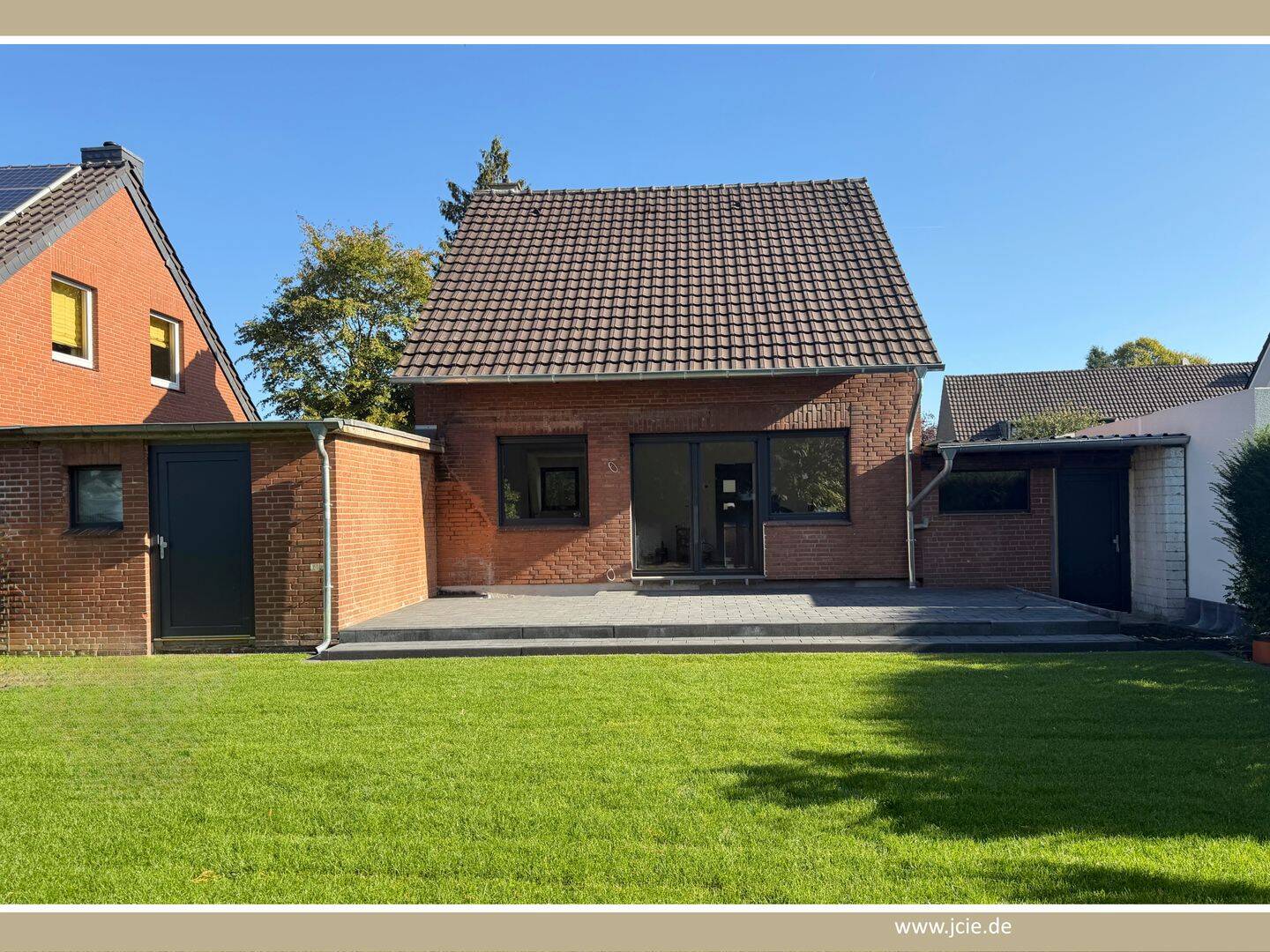Saniertes Einfamilienhaus in Willich-Schiefbahn, 47877 Willich