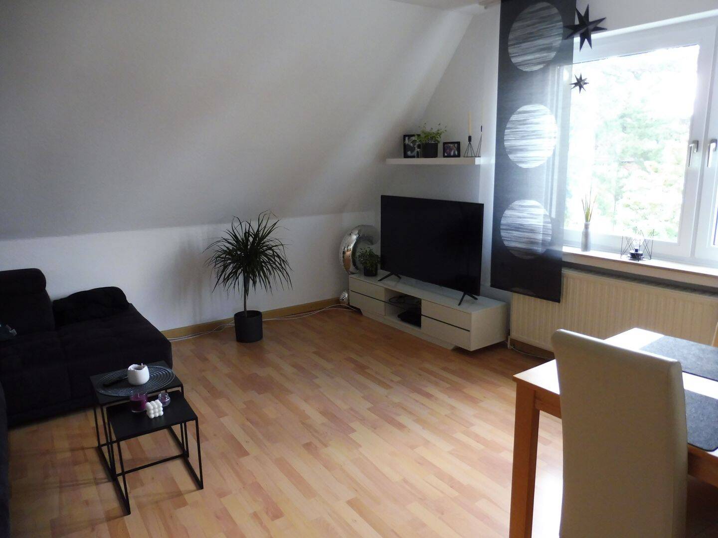 gepflegte 3-Zimmer-DG-Wohnung mit Balkon in Werl zu vermieten!, 59457 Werl