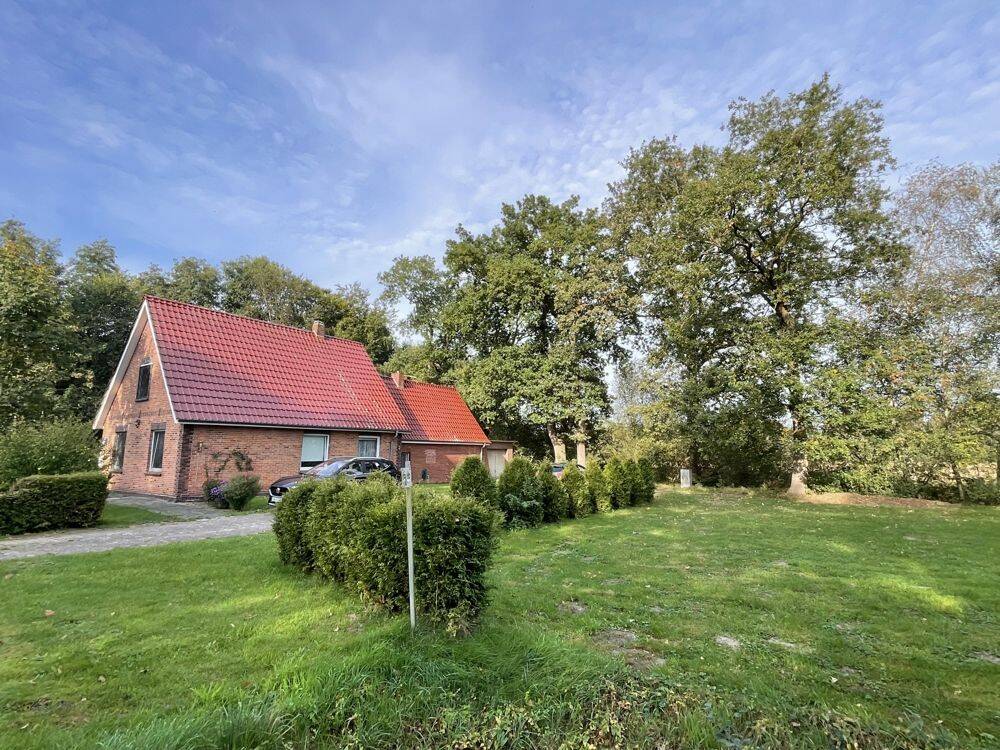 Ideal für die Familie! Einfamilienhaus mit großem Grundstück in Barßel OT Lohe, 26676 Barßel