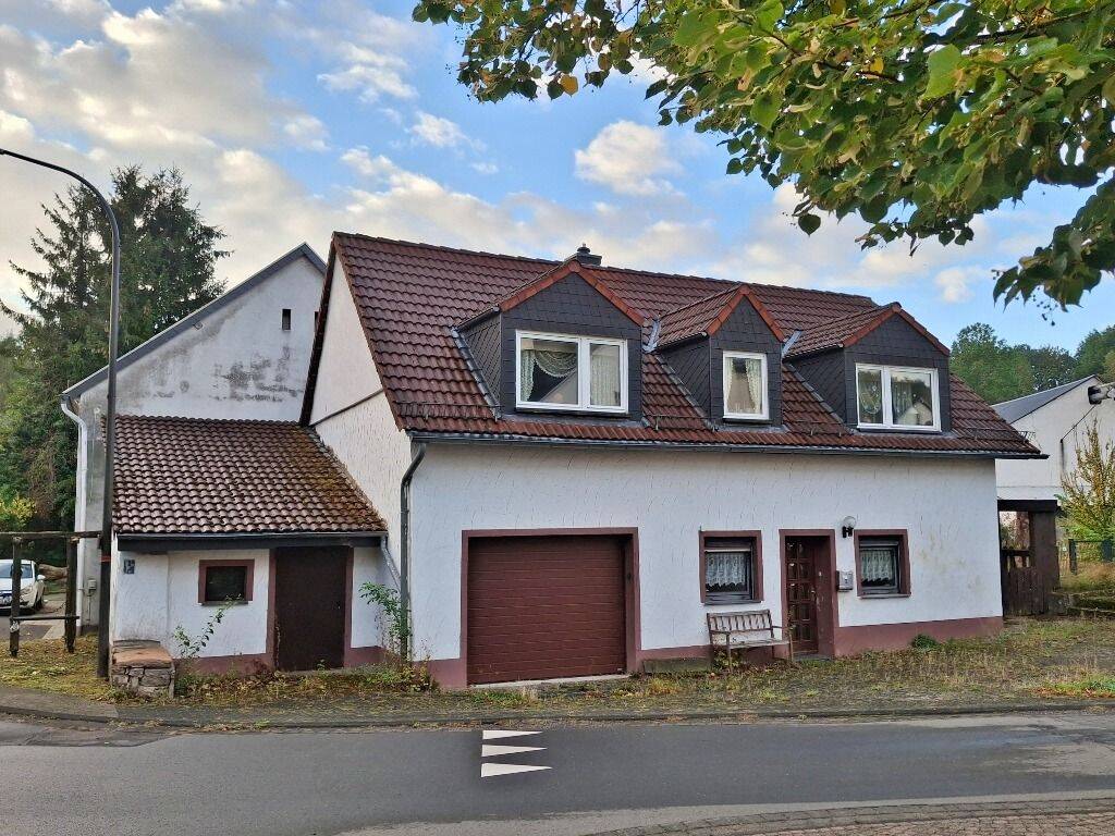 **Bezahlbares Haus mit Garten und Gestaltungspotenzial in Lissendorf**, 54587 Lissendorf