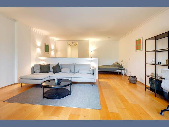 Möbliert: Ruhiges Apartment direkt am Englischen Garten, 80805 München (Schwabing-Freimann)