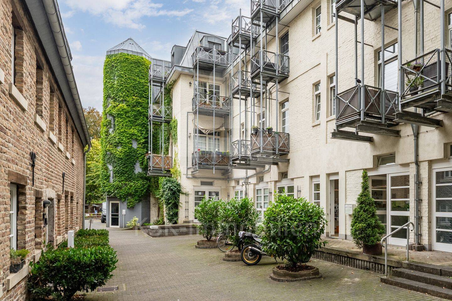 Frechen-Zentrum, schicke 2-Raumwohnung mit Terrasse., 50226 Frechen