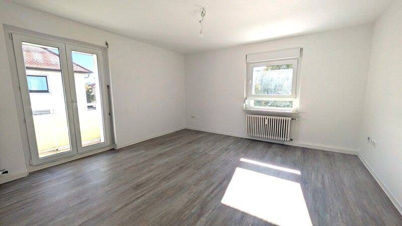 Villingen: Tolle 3-Zimmer-Wohnung mit Balkon, 78048 Villingen-Schwenningen