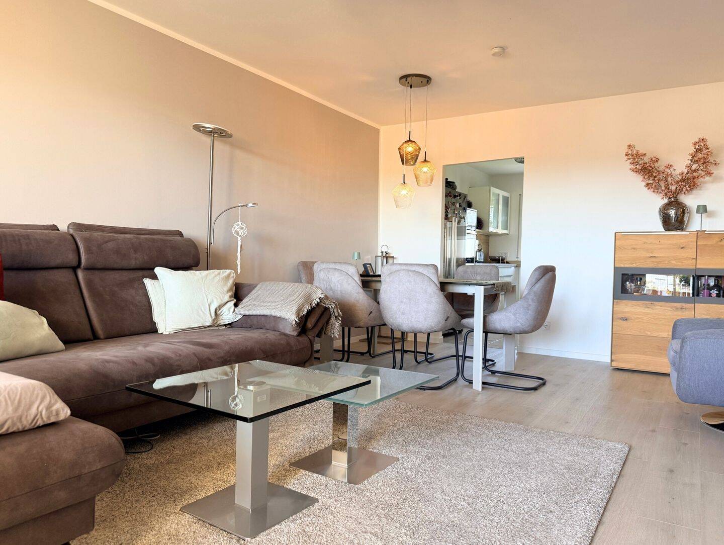 EINZIEHEN. WOHLFÜHLEN. ZUHAUSE SEIN. – Top-Sanierte 3-Zimmer-Wohnung mit EBK, Loggia & TG-Stellplatz, 63225 Langen (Hessen)