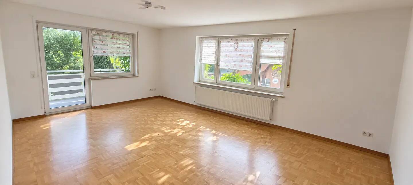 Moderne 4-Zimmer-Wohnung mit Gartenanteil im gepflegten Zweifamilienhaus in Bad Grönenbach – frei ab 01.12., 87730 Bad Grönenbach