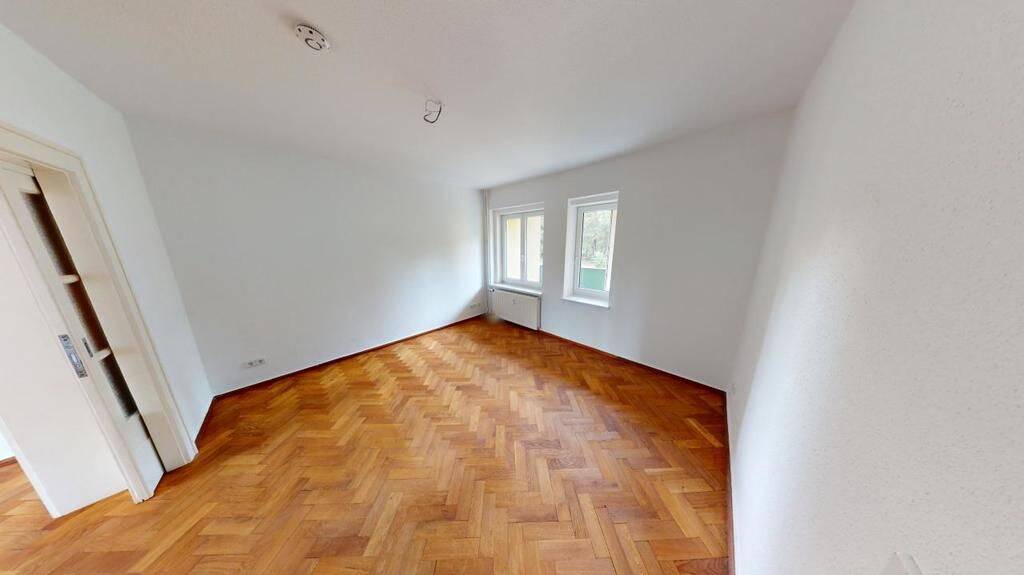 Wunderschöne Altbauwohnung in begrünter Wohnlage, 9117 Chemnitz (Rabenstein Reichenbrand Rottluff Siegmar)