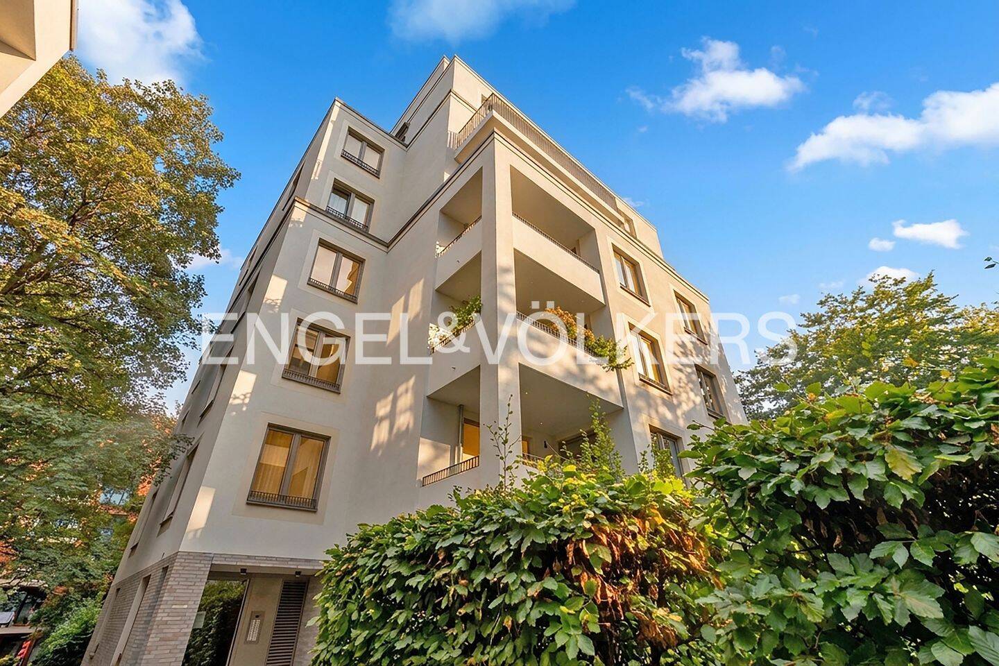 Stilvoll Wohnen mit eigenem Garten., 20251 Hamburg (Hamburg-Nord Alsterdorf Eppendorf Hoheluft-Ost)