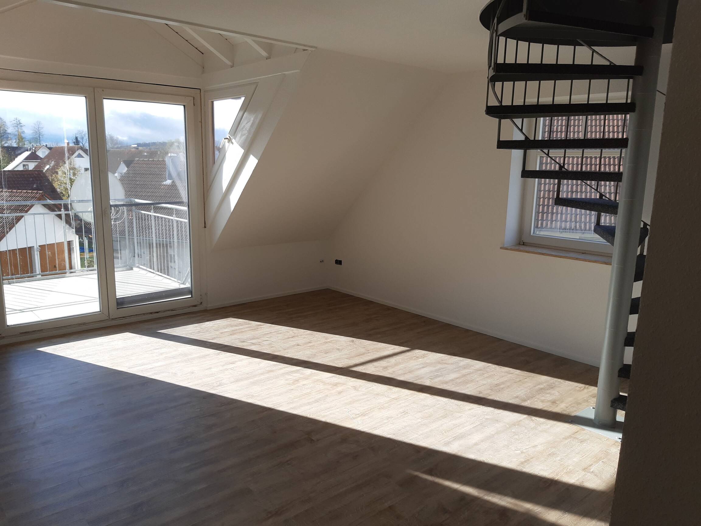 3,5 Zimmer-Maisonette-Wohnung im Dachgeschoss in ruhiger Lage, 88367 Hohentengen
