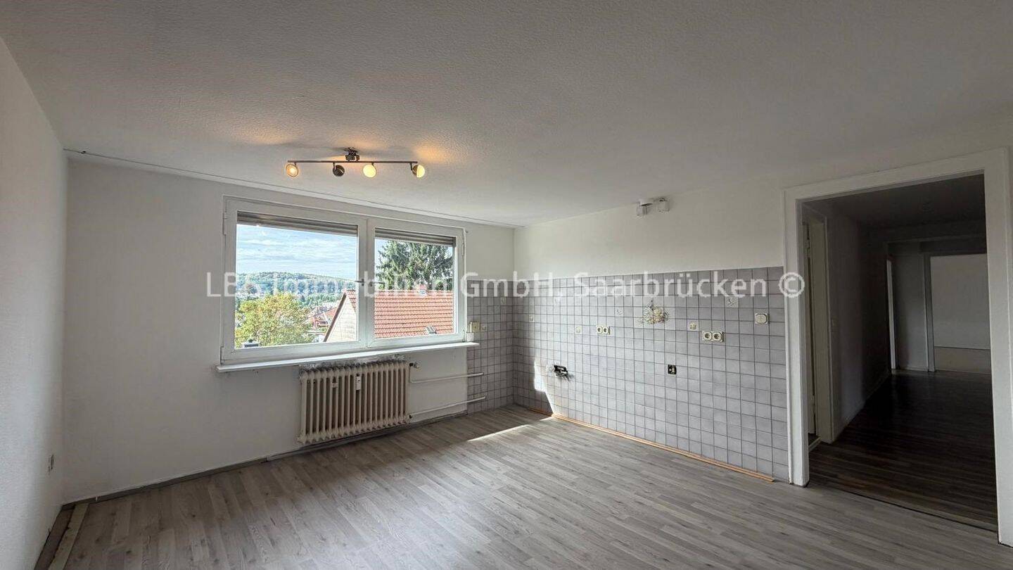 WG-geeignet: zentrumsnahe Eigentumswohnung in SB-Dudweiler – 4-5 ZKB – 116 m² Wfl. – Garage –, 66125 Saarbrücken