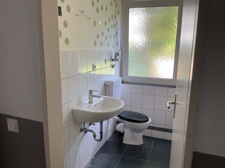 Im Erdgeschoss: 3-Zi.-Wohnung mit Balkon!, 49088 Osnabrück (Dodesheide Gartlage Sonnenhügel)