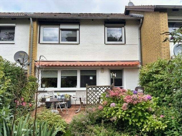Gemütliches Eigenheim in ruhiger Lage – Hier wohnt man gerne – Gepflegtes RMH mit kleinem Garten und eigener Garage, 24837 Schleswig